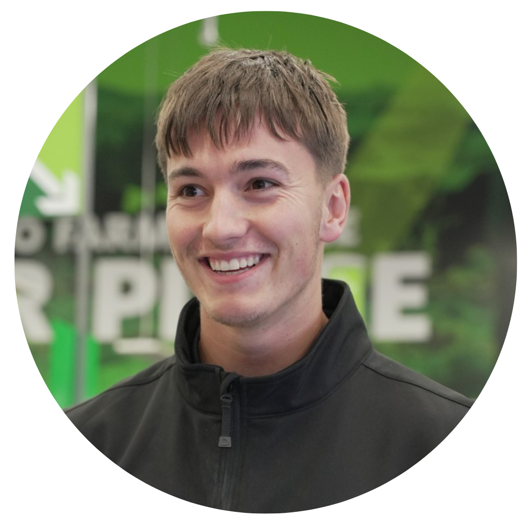 Farm Source staff member